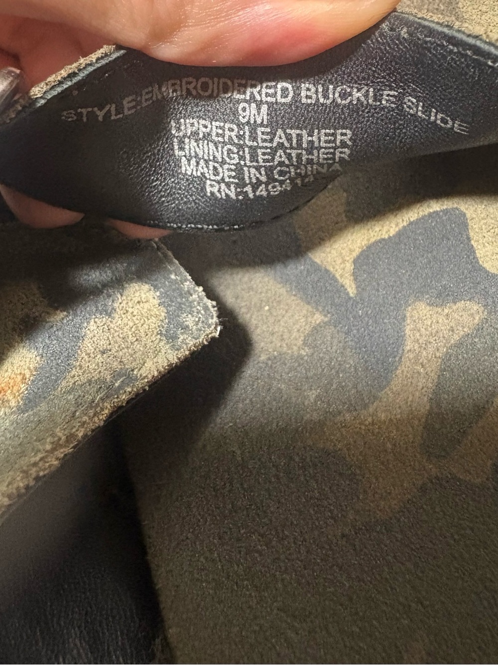 JOHNNY WAS Camo Embroidered Buckle Slide Sandals - Picture 8 of 8